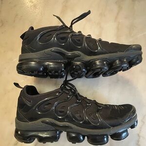 Nike Black VaporMax Plus Athletic Shoes
